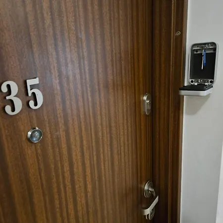 Centrum 1 Apartment *